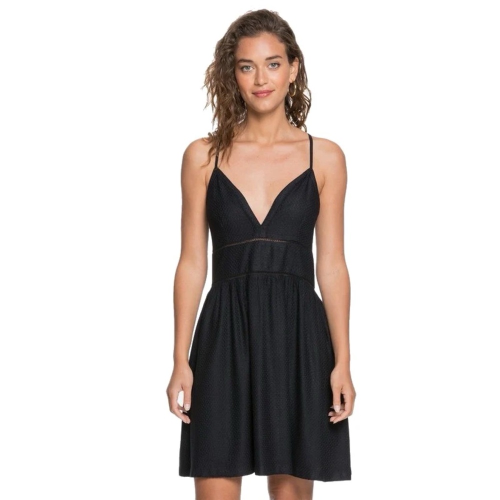 ❤️ Roxy ‘New Silver Light’ Black Textured Mini Dress